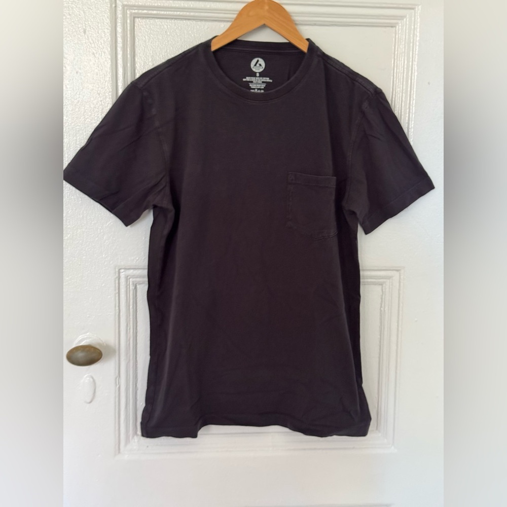 American Giant Men’s Heavyweight Pocket T - washed black, small
